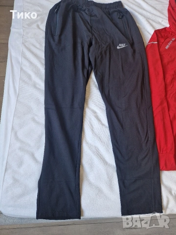 Спортен екип на Nike , снимка 5 - Спортни дрехи, екипи - 54386209