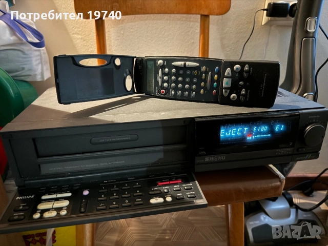 Philips VR813 hi-fi S-VHS видео дек 