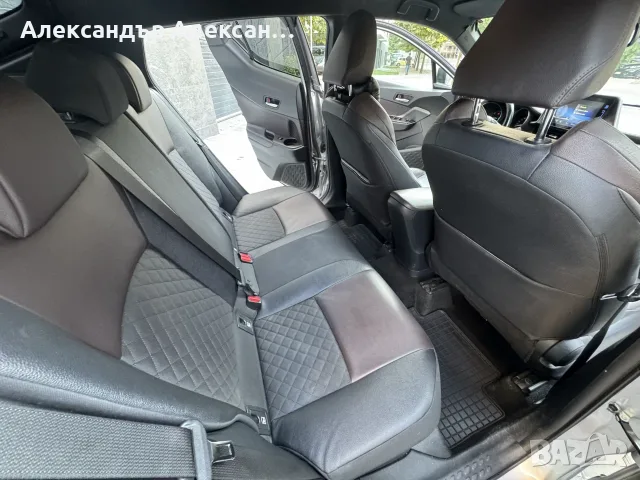 Toyota C-HR 1.8 Hybrid| 1-ви собственик| Купена в БГ| Пълна История, снимка 11 - Автомобили и джипове - 55659063