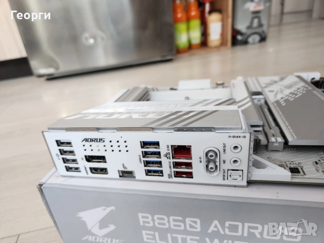 GIGABYTE B860 AORUS ELITE WIFI7 ICE LGA1851, снимка 4 - Дънни платки - 54795457
