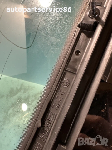 Стъкло прозорец задна дясна врата за Volkswagen Touareg 3.0 Tdi (2008-2010) 7L6845298, снимка 2 - Части - 54191314