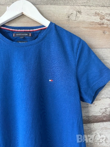 Тениска Tommy Hilfiger M размер, снимка 3 - Тениски - 54933271