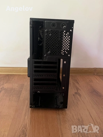 Кутия за компютър Cooler Master (отлично състояние), снимка 4 - Захранвания и кутии - 54978449