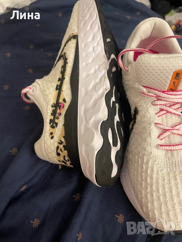 Дамски маратонки Nike оригинал, снимка 11 - Маратонки - 54985003