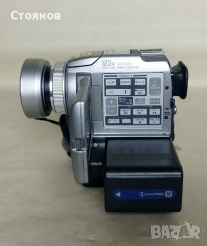 Дигитална видео камера Sony Handycam DCR-PC120E / Mini DV / Japan, снимка 6 - Камери - 54813342