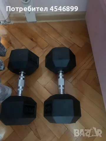 Продавам 2бр Дъмбели и Лежанка 