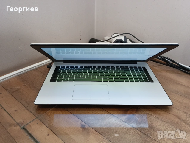 Лаптоп Asus R515M / 15,6", снимка 4 - Лаптопи за дома - 54630816