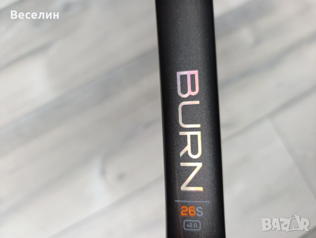 Детска ракета за тенис на корт  Wilson burn 26S, снимка 5 - Тенис - 54396514