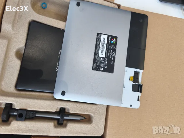 Таблет за рисуване Wacom Intuos с писалка, снимка 4 - Таблети - 55673937