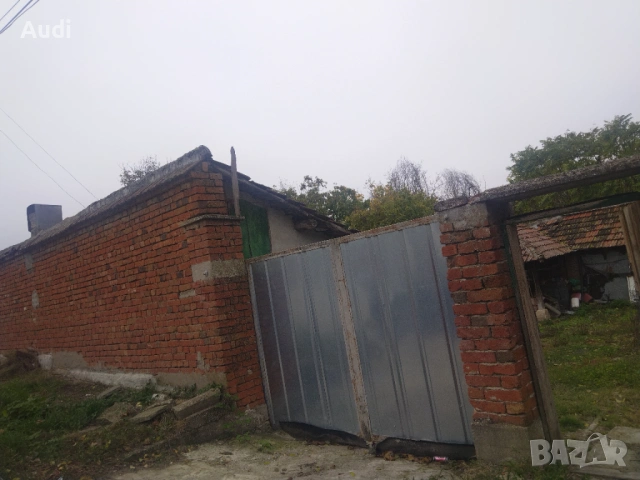 Малка къща с две стаи под наем  с. Юпер, общ. Кубрат. Има партиди за ток и вода., снимка 4 - Къщи - 54371503