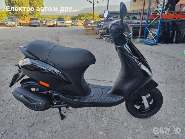 Piaggio Zip 50 (49 куб.см) 2023г. 275км., снимка 2 - Мотоциклети и мототехника - 55119523