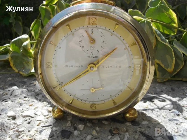 КОЛЕКЦИОНЕРСКИ БУДИЛНИК JUNGHANS SILENT-TIC TRI-VOX , снимка 3 - Антикварни и старинни предмети - 55680481