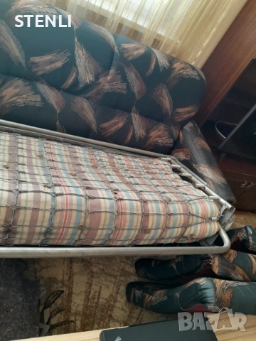 Продавам диван тройка , снимка 7 - Дивани и мека мебел - 54655859