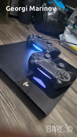 Playstation 4 с два джойстика, снимка 4 - PlayStation конзоли - 54343335