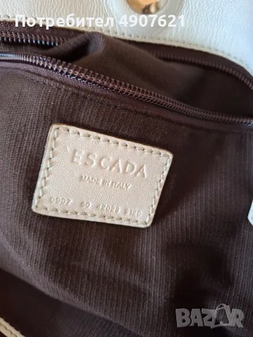 Дамска чанта Escada, снимка 7 - Чанти - 55652848