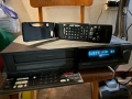 Philips VR813 hi-fi S-VHS видео дек , снимка 1
