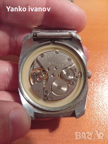 Poljot ръчен часовник, снимка 3 - Антикварни и старинни предмети - 54000329