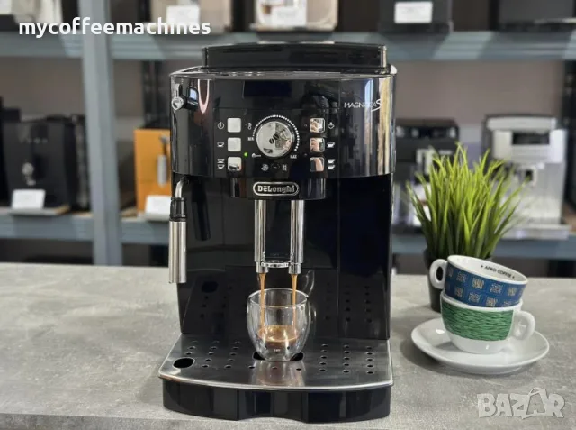Кафемашина DeLonghi Magnifica S, снимка 2 - Кафемашини - 55629539
