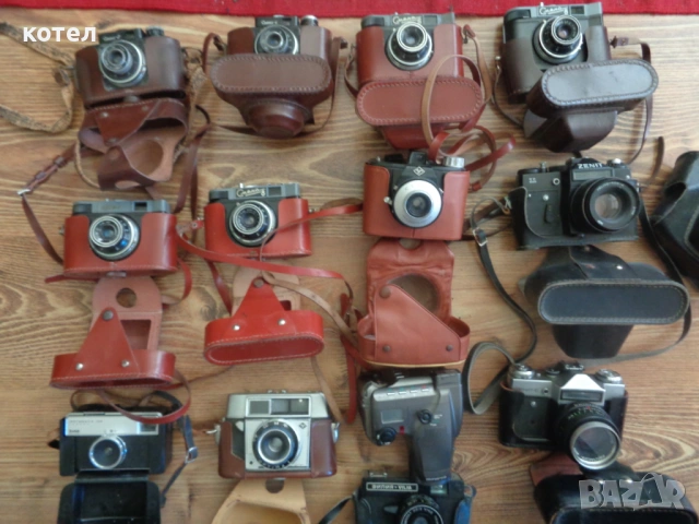 Продавам Голям лот от 14 бр. Ретро  Фотоапарати (Zenit, Olympus, Agfa, Смяна 2, 4, 6, 8) , снимка 7 - Фотоапарати - 54685930