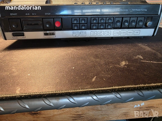 радиокасетофон Grundig C6200 за ремонт или части , снимка 2 - Радиокасетофони, транзистори - 54439995