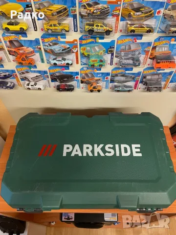 Полираща машина Parkside ( С батерия и зарядно), снимка 3 - Полирмашини - 55603517