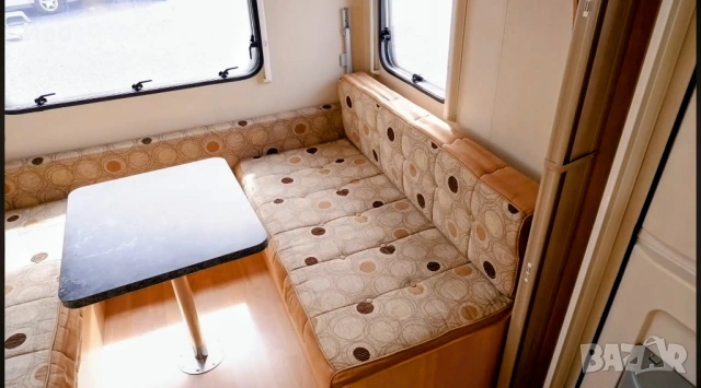 Продавам пет местна каравана „Sterling Eccles Sapphire“ 2010г. с МОТОРМУВЪР И ФОРСЕЛТ! , снимка 11 - Каравани и кемпери - 54050978