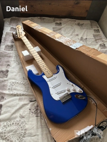 Електрическа китара Fender Stratocaster Made in USA – синя