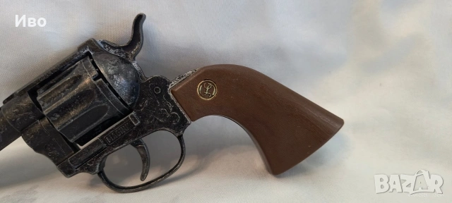 МЕТАЛЕН РЕВОЛВЕР COLT PEACEMAKER С КАПСИ – РЕАЛЕН РАЗМЕР, снимка 5 - Колекции - 54834015