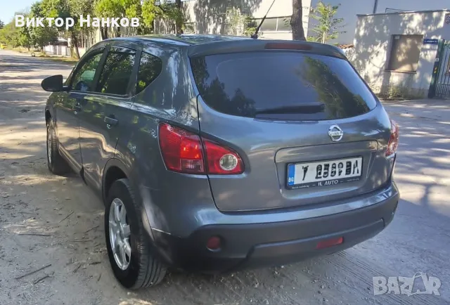 Nissan Qashqai 1.6, снимка 5 - Автомобили и джипове - 55510855