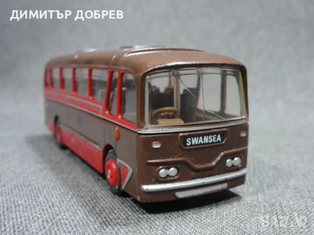 1/76 СТАРА РЕТРО МЕТАЛНА КОЛИЧКА АВТОБУС HARRINGTON CAVALIER COACH, снимка 5 - Колекции - 55423715