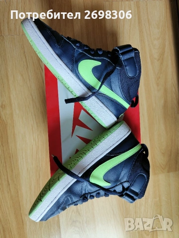 Маратонки Nike размер 37, 5, снимка 2 - Детски маратонки - 54389214