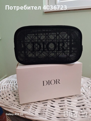 Дамски несесер "Christian Dior", снимка 12 - Чанти - 55223797