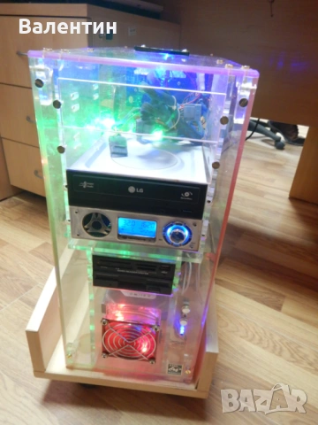 Стационарен компютър и монитор, снимка 2 - За дома - 54015836