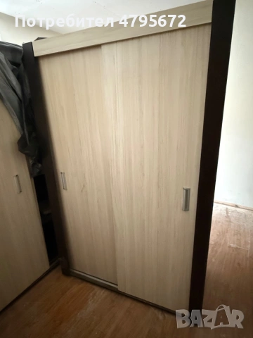 Гардероби 2 бр., снимка 3 - Гардероби - 54330724
