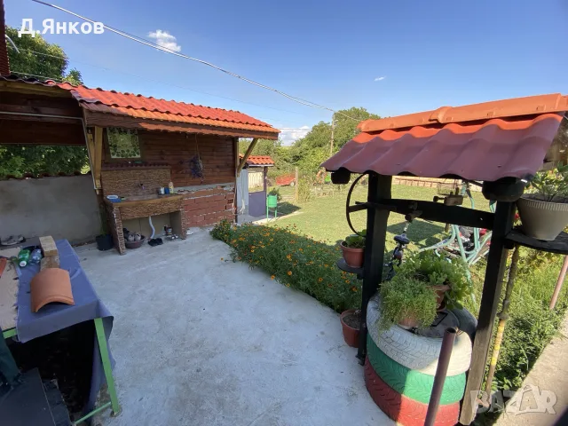 ПРОДАВА СЕ ОБЗАВЕДЕНА КЪЩА С ГОЛЯМ ДВОР В С. БИСТРЕНЦИ, ОБЛ. РУСЕ , снимка 13 - Къщи - 55531092