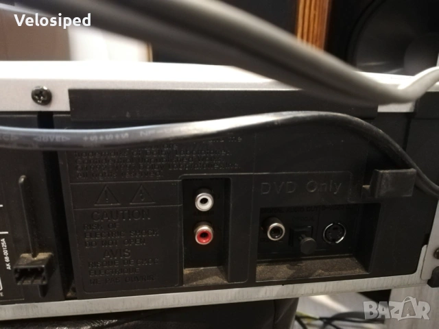 Видеокасетофон и DVD SONY HIFI SLV D900E, снимка 4 - Плейъри, домашно кино, прожектори - 54653171