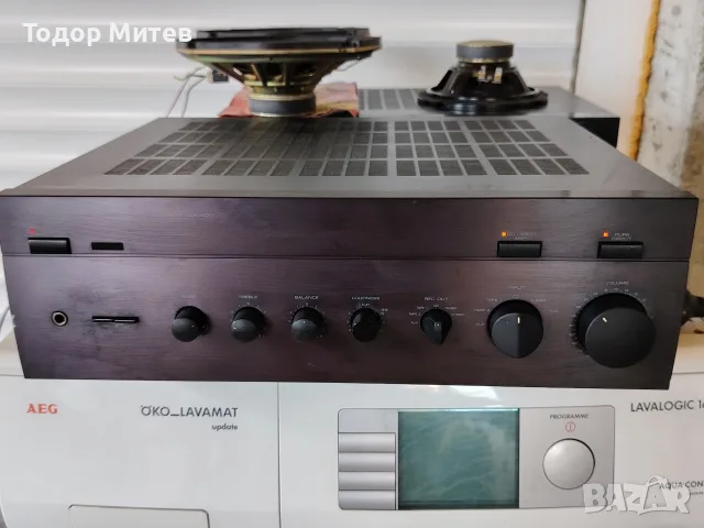 Yamaha AX-490 . 