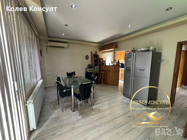 къща близнак в град Чирпан, снимка 13 - Етаж от къща - 55351732