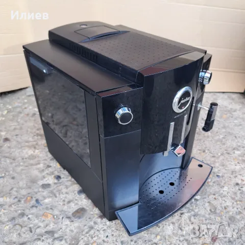 Кафемашина Jura Impressa C50, снимка 3 - Кафемашини - 55394025