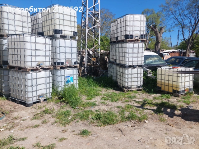 Предлагам бидони, резервоар по 1 тон, снимка 2 - Други услуги - 54637667