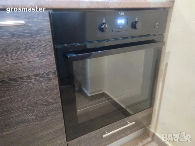 ФУРНА ЗА ВГРАЖДАНЕ AEG BEB351111B 