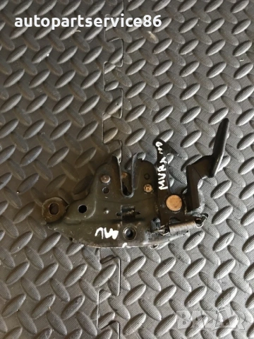Заключващ механизъм на преден капак за Nissan Murano 3.5 (2004-2007)