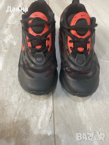 Дамски маратонки Nike, снимка 3 - Маратонки - 54544515