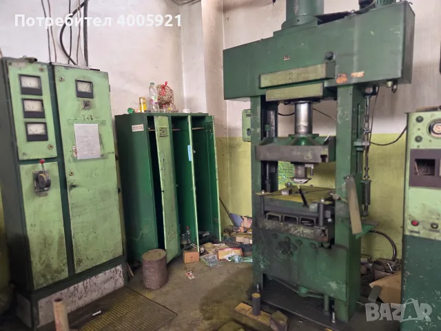 Употребявана промишлена хидравлична преса 100 тона TOS CBJ100-7