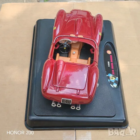 Макет на Ferrari 250 Testa Rossa от 1958 г. , снимка 4 - Колекции - 55323859