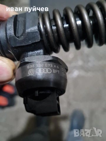 4 броя работещи дюзи с номер 038130073 АG -BA от VW ТOUARAN 1. 9 TDI 101 k. с. стават и за ГОЛФ и др, снимка 2 - Части - 55005828