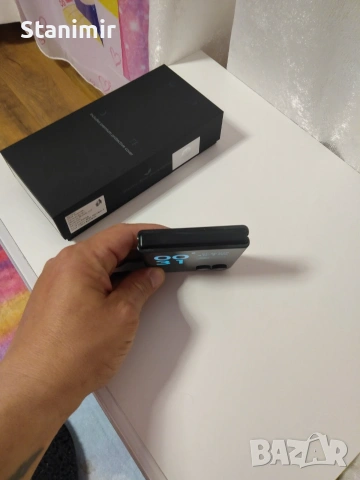 Motorola RAZR 60 ULTRA , снимка 2 - Motorola - 55082049