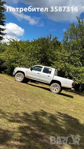 Toyota Hilux D-4D, снимка 11 - Автомобили и джипове - 55178668