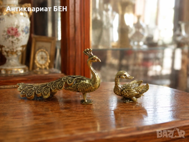 ВИНТИДЖ ДЕКОРАТИВНИ ФИГУРКИ – ПАУН И ПАТИЦА 