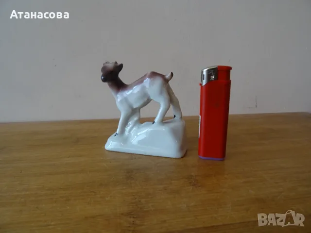 Порцеланова фигура Малка сърничка Сърна ИЗИДА 1960 г , снимка 9 - Антикварни и старинни предмети - 55413833
